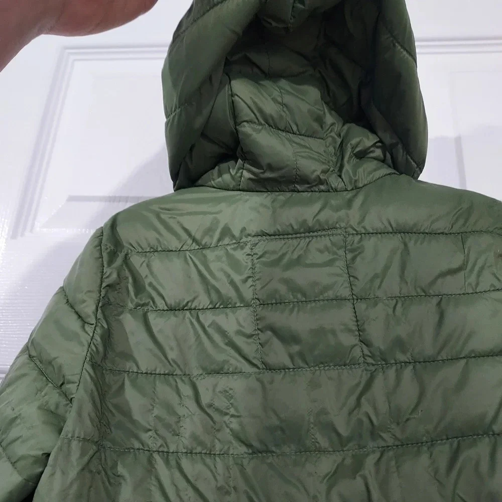 Baby Gap Desert Cactus 3D Upcycled Lightweight Puffer Jacket in Size 2T Years